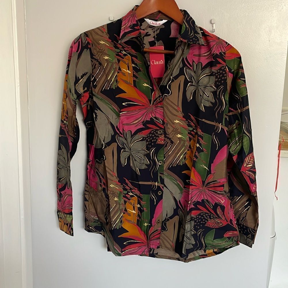 Woman’s size M co-ord set, shirt and pants set - Picture 2 of 10